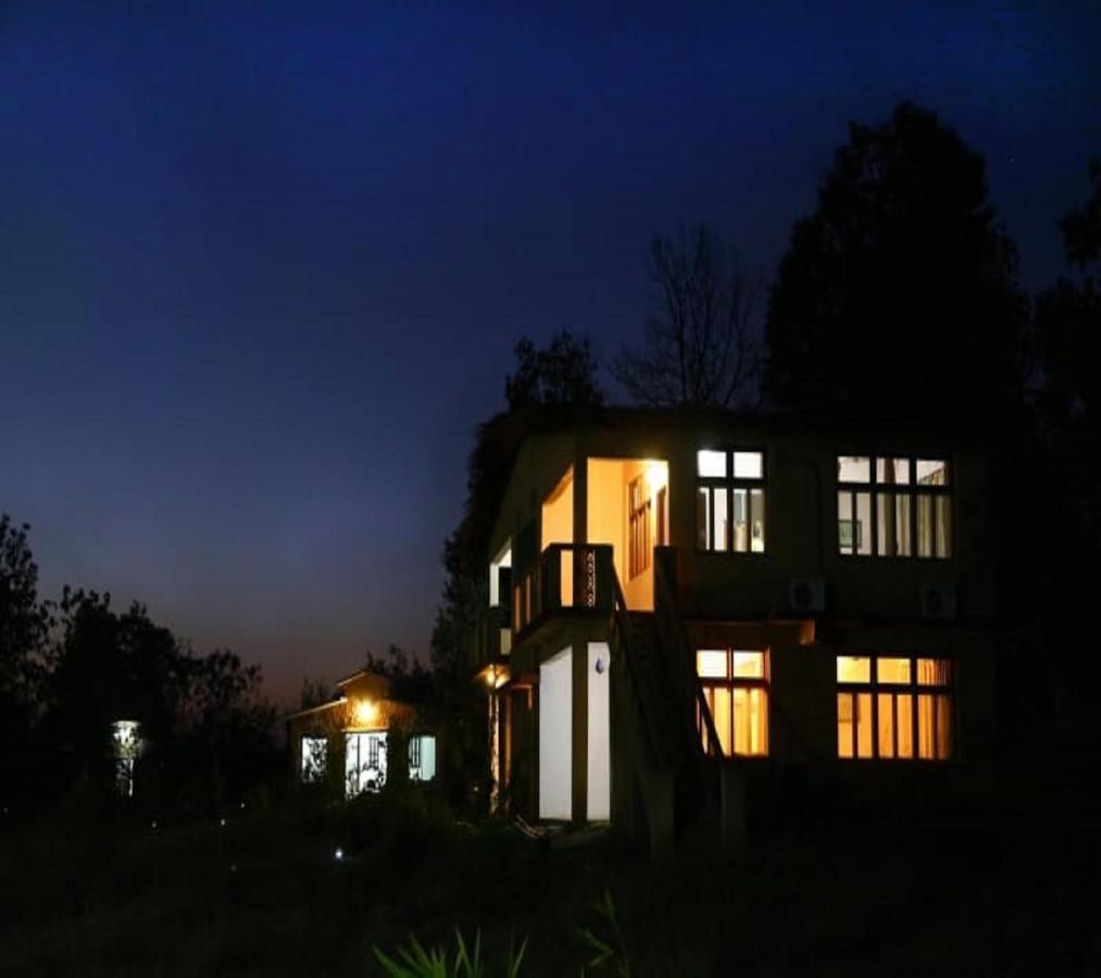 Kanha Village Eco Resort Exterior photo