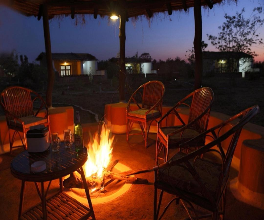 Kanha Village Eco Resort Exterior photo