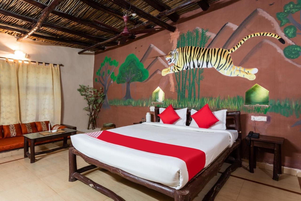 Kanha Village Eco Resort Exterior photo